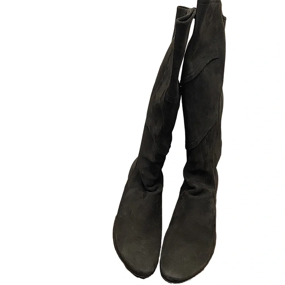 Arche Ln France Black Zip Side Closure Round Toe Knee High Genuine Suede Boots.